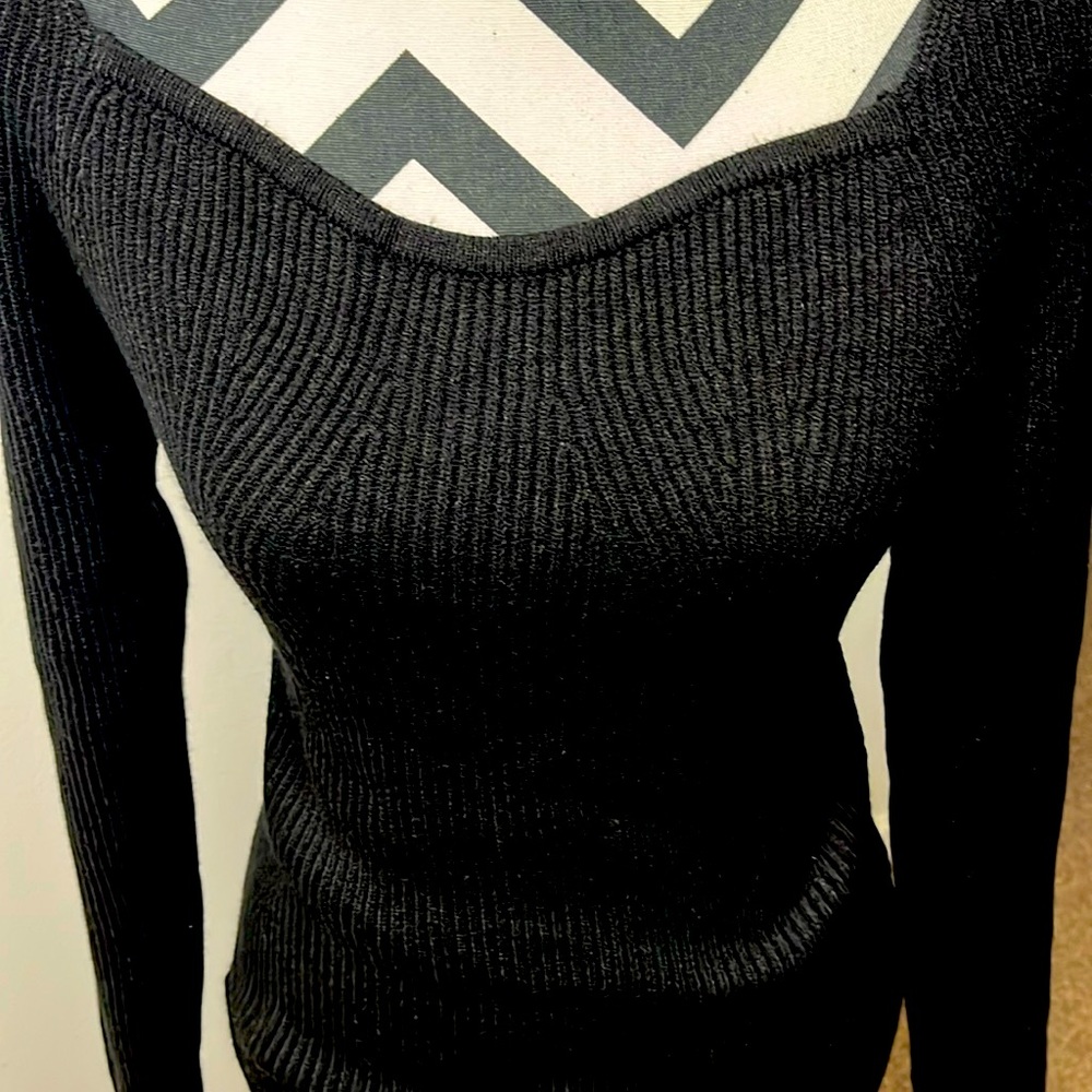 Black boat neck sweater size L